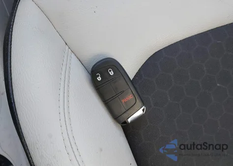 2019 Jeep Compass Sun And Wheel Fwd from USA, damaged, VIN 3C4NJCBB5KT843670